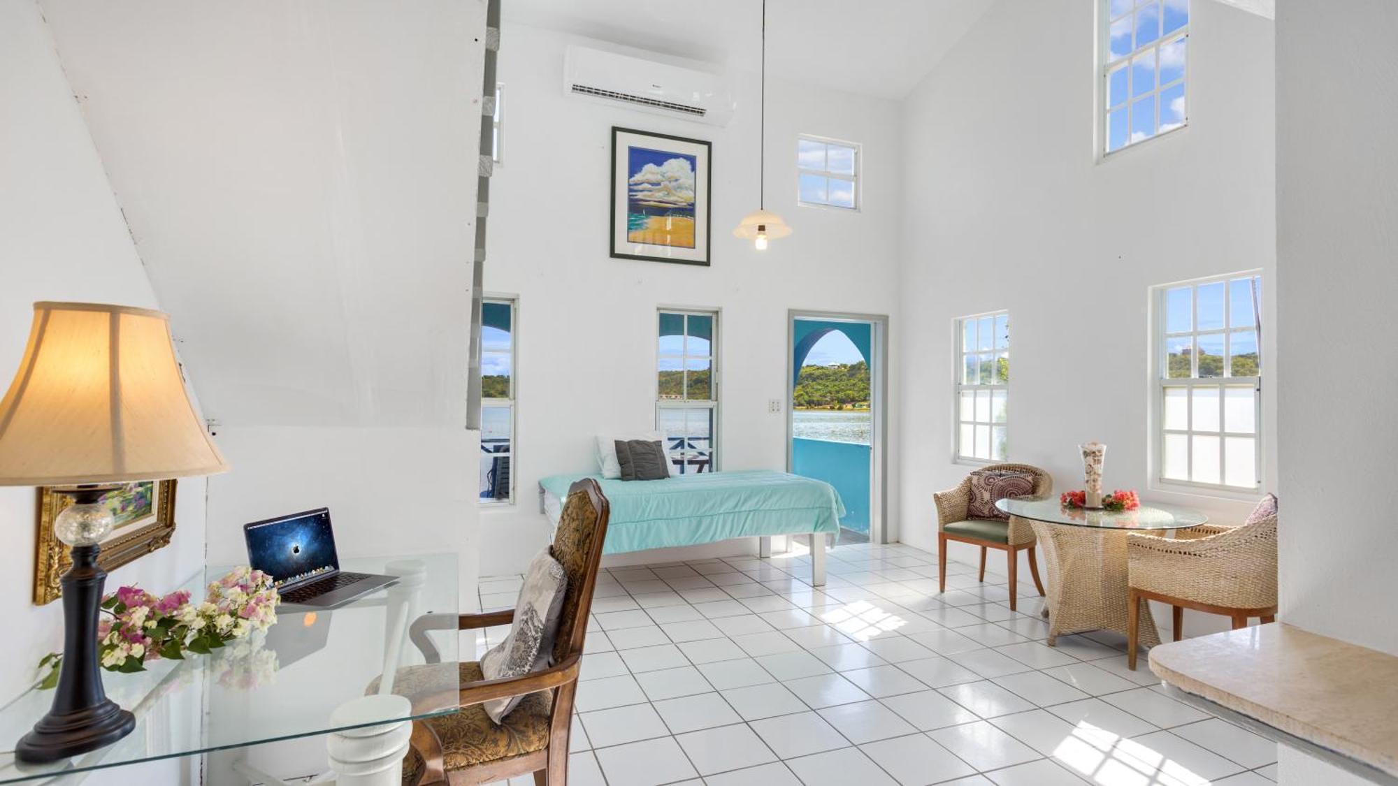 Edwards Guesthouse Sandy Ground Village Extérieur photo